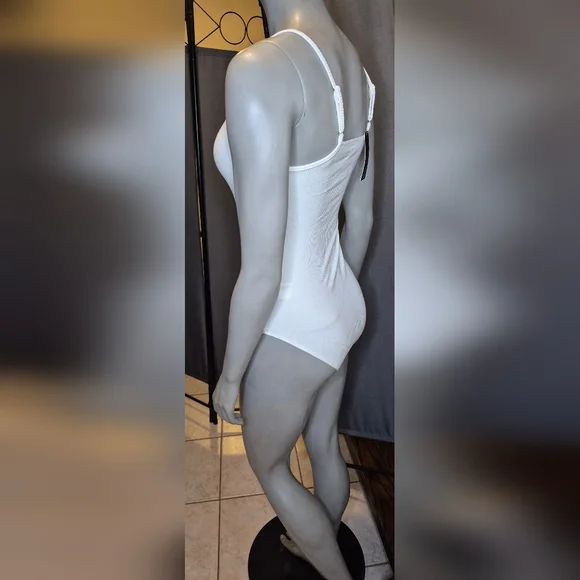Wild Fable White Ribbed Bodysuit - Picture 7 of 12